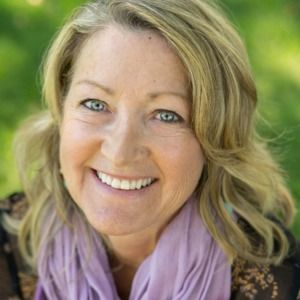 Meet your Posher, Debra